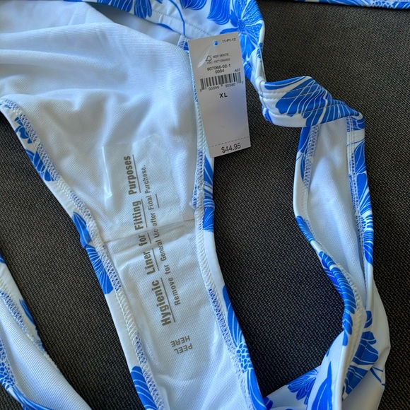 Bikini Set - Picture 8 of 8